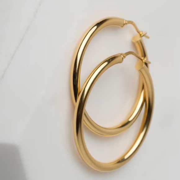 n e w | 18k gold filled hoops - Picture 3 of 5
